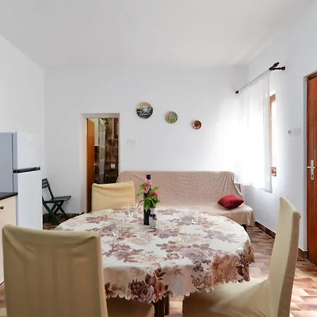 Apartment 407